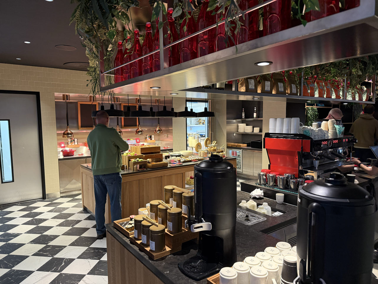Ontbijtbuffet in citizenM